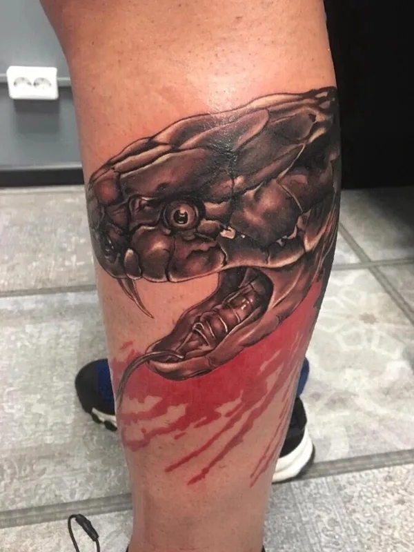 male black realism Tatuaggio su shin #82629 | Tatuatore Алексей Шитов