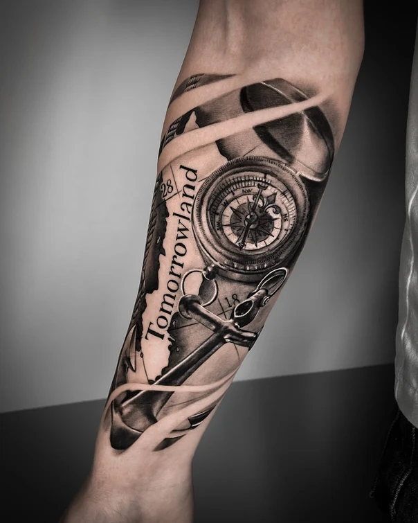 Реализм Compass, Anchor tattoo на Предплечье