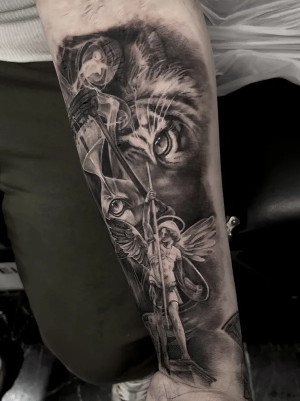 black and grey realism татуировка на forearm #82823 | Тату мастер Владислав Трэйк