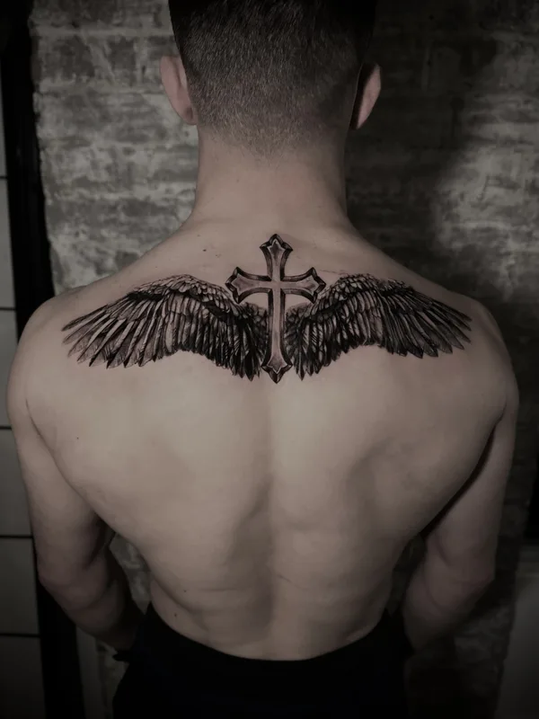 male black and grey realism Tatuaggio su upper back #83117 | Tatuatore Mertim GOKALP