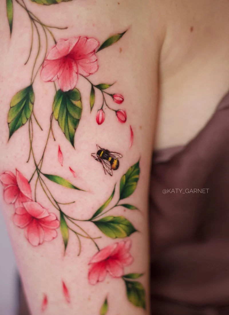 Bee Tattoo Meaning: Community, Hard Work and the Hive