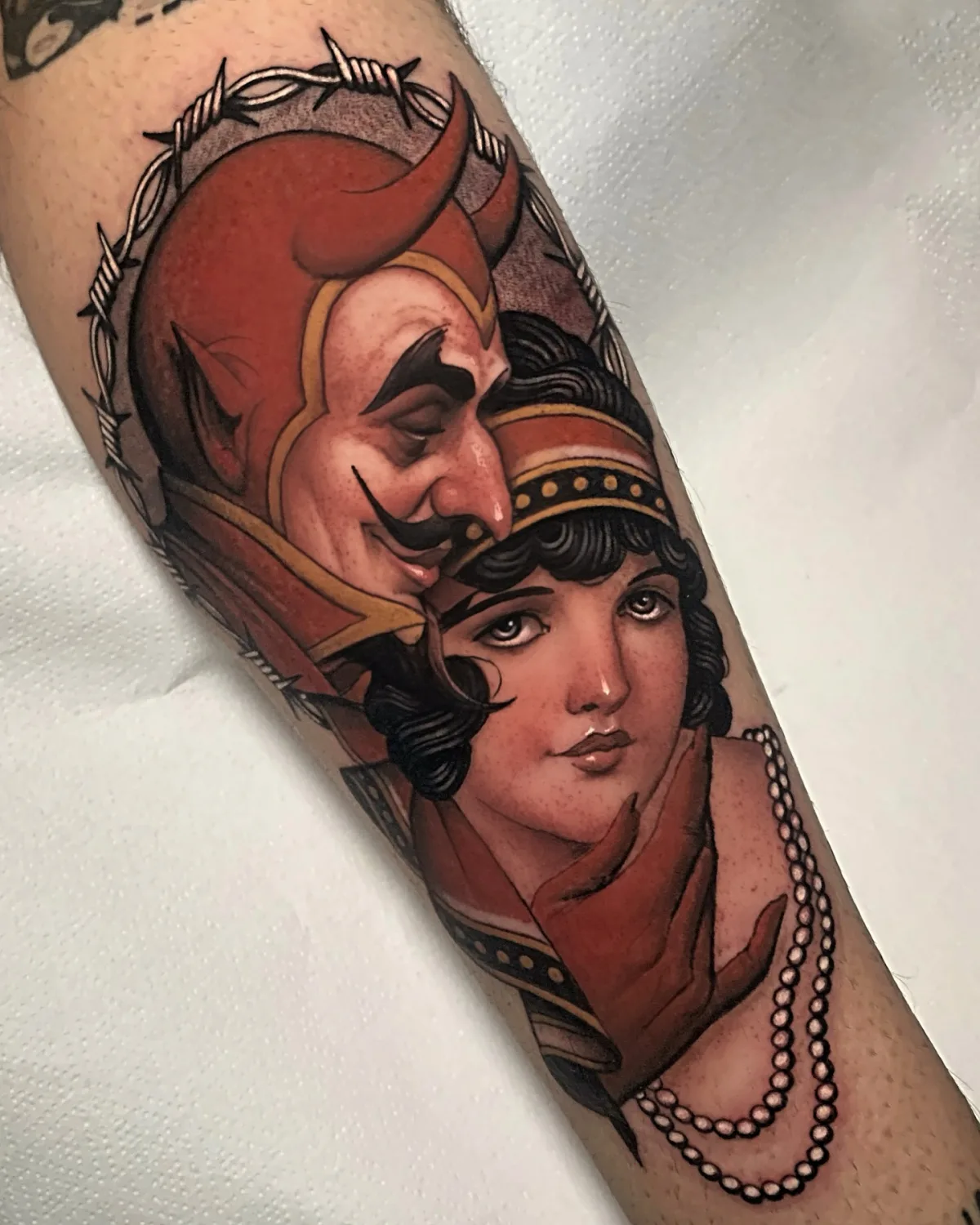 Tatuaje neotradicional de un diablo