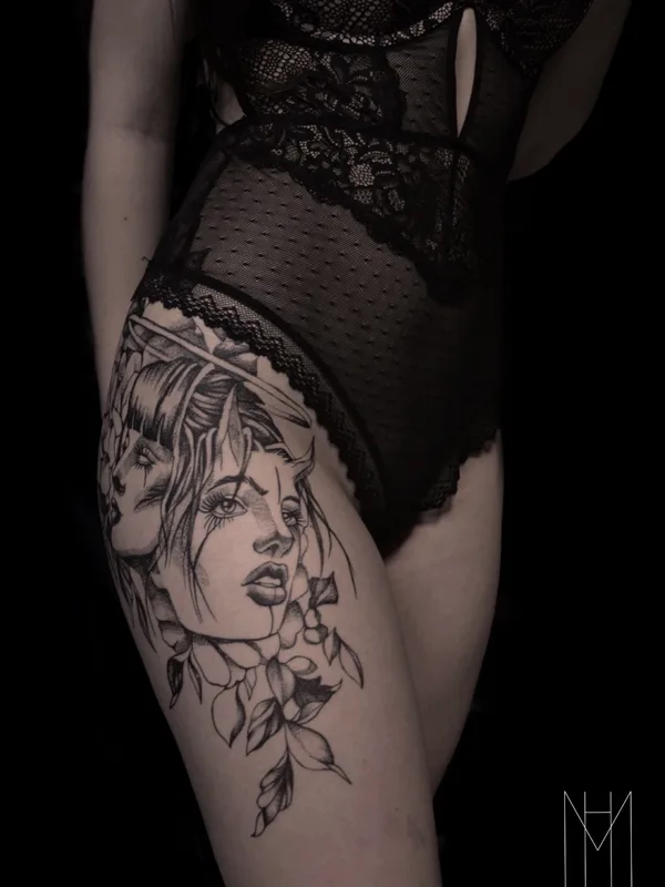 female black and grey blackwork 纹身 在 thigh #90869 | 纹身师 Max Hyde