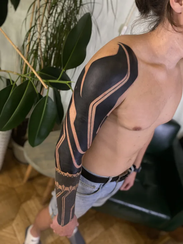 male black blackwork tatuaje en sleeve #84373 | Tatuador Maxim Desnev