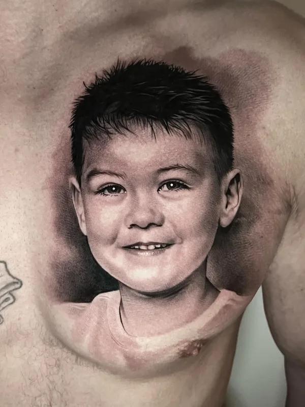 male blackandgrey portrait Tatuagem em breast #86082 | Tatuador Michelle Vestergård Andersen
