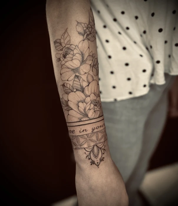Fineline Flowers, Mandala tattoo on Forearm