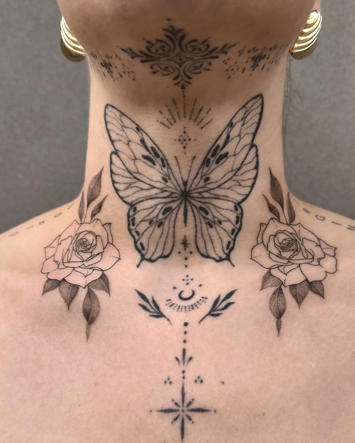 Artista del tatuaggio Saskia Patrice