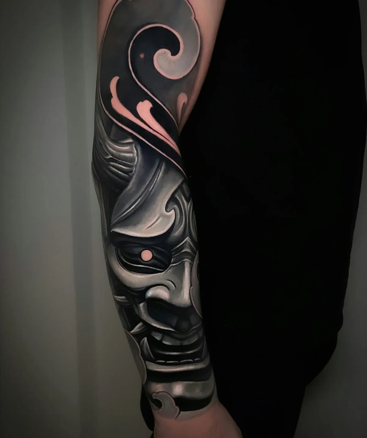 Tattoo artist Thomas Glinski