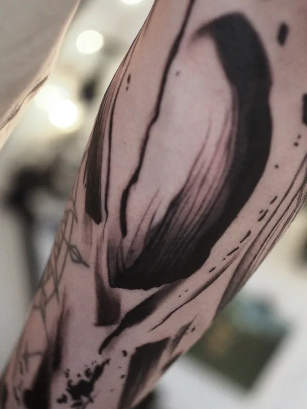 black abstract tattoo auf forearm #86140 | Tätowierer Анна Омут