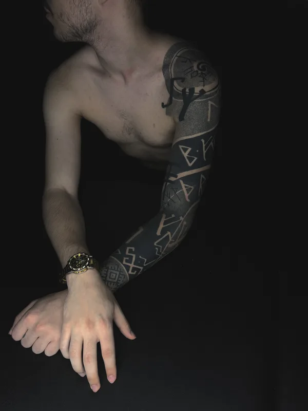 male black blackwork 纹身 在 full sleeve #87043 | 纹身师 Mr.Evil Руслан Бажанов