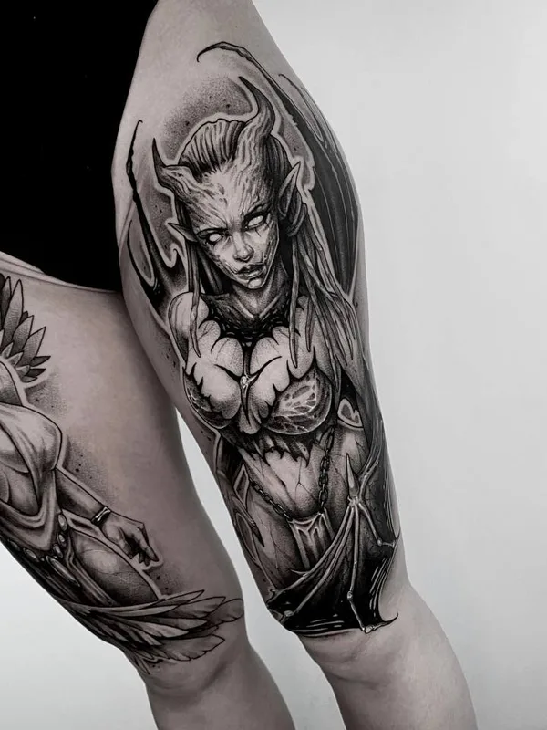 female black and grey realism Tatuagem em thigh #90078 | Tatuador Савелий Курганов
