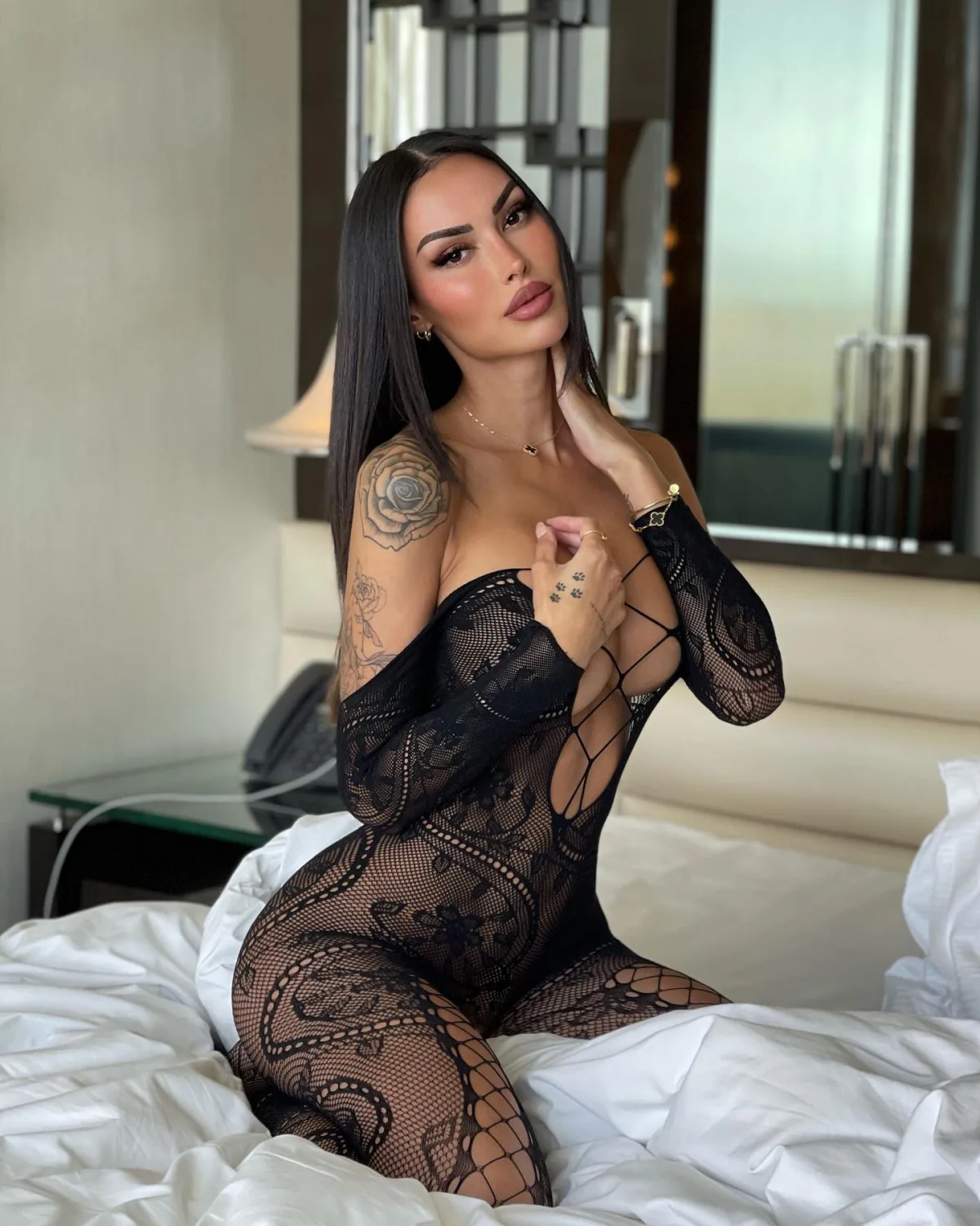 Sexy Tattoo-Model Annelese Milton