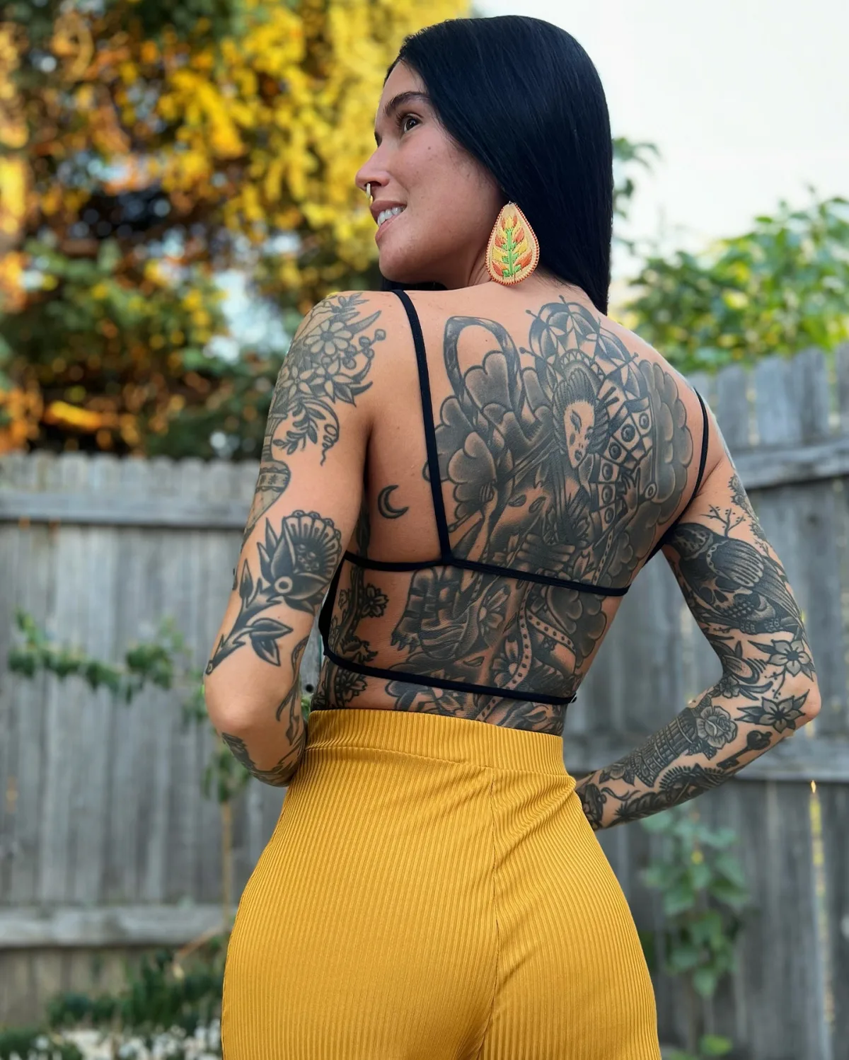 American tattoo model Peach Fuzz with unique Indigenous beauty - image 2