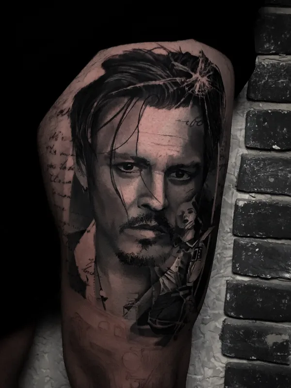 black and grey realism tattoo auf thigh #91675 | Tätowierer Артём Сачко