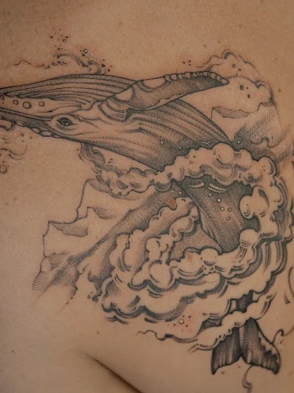 black and grey blackwork 纹身 在 shoulder blade #91376 | 纹身师 Irina Bullet