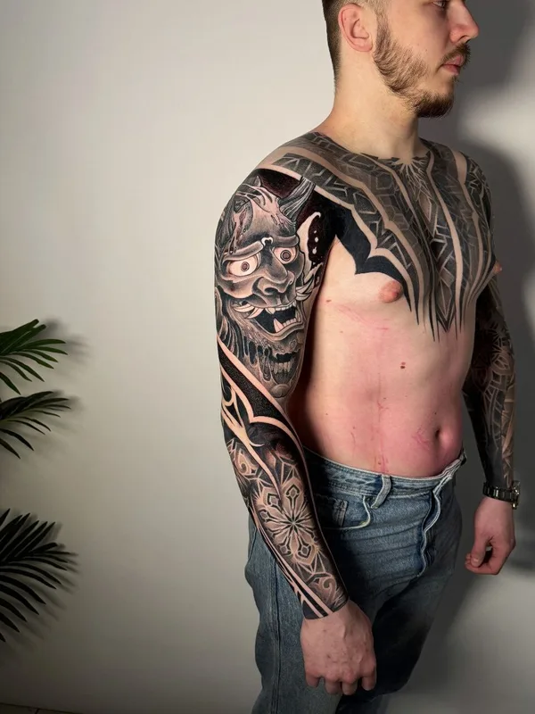 male black and grey ornamental 타투 부위 full sleeve #91961 | 타투이스트 Никита Петров