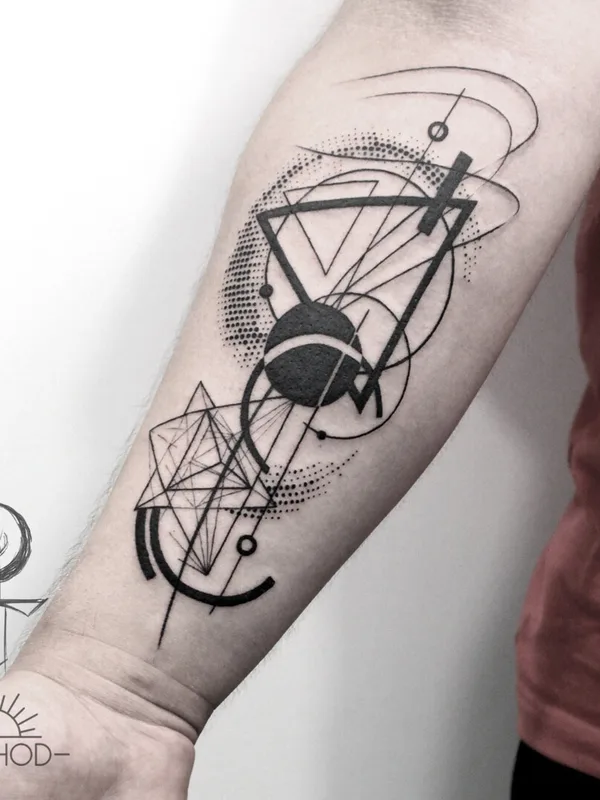 black and grey geometric татуировка на forearm #91989 | Тату мастер Masha Kiselchan