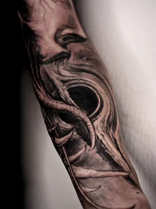 black and grey black and grey 타투 부위 forearm #92075 | 타투이스트 Милена Кресс
