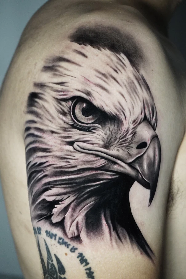 Realism Eagle tattoo on Shoulder
