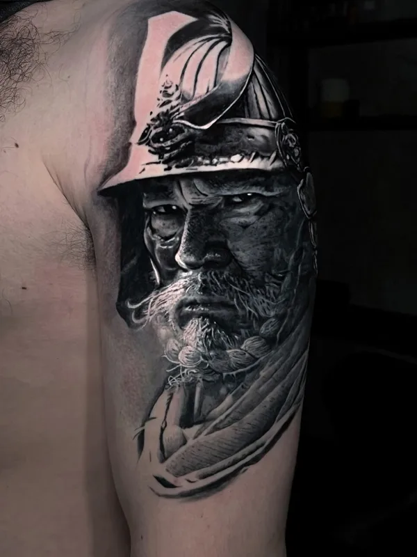 male black and grey realism 타투 부위 upper arm #92778 | 타투이스트 Евгений Толмачев
