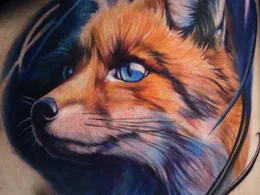 Significado del tatuaje de zorro: astucia, adaptabilidad y folclore en diferentes culturas