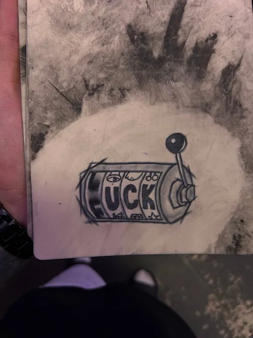 black sketch Tatuaggio su back of hand #92952 | Tatuatore Екатерина Варфоломеева
