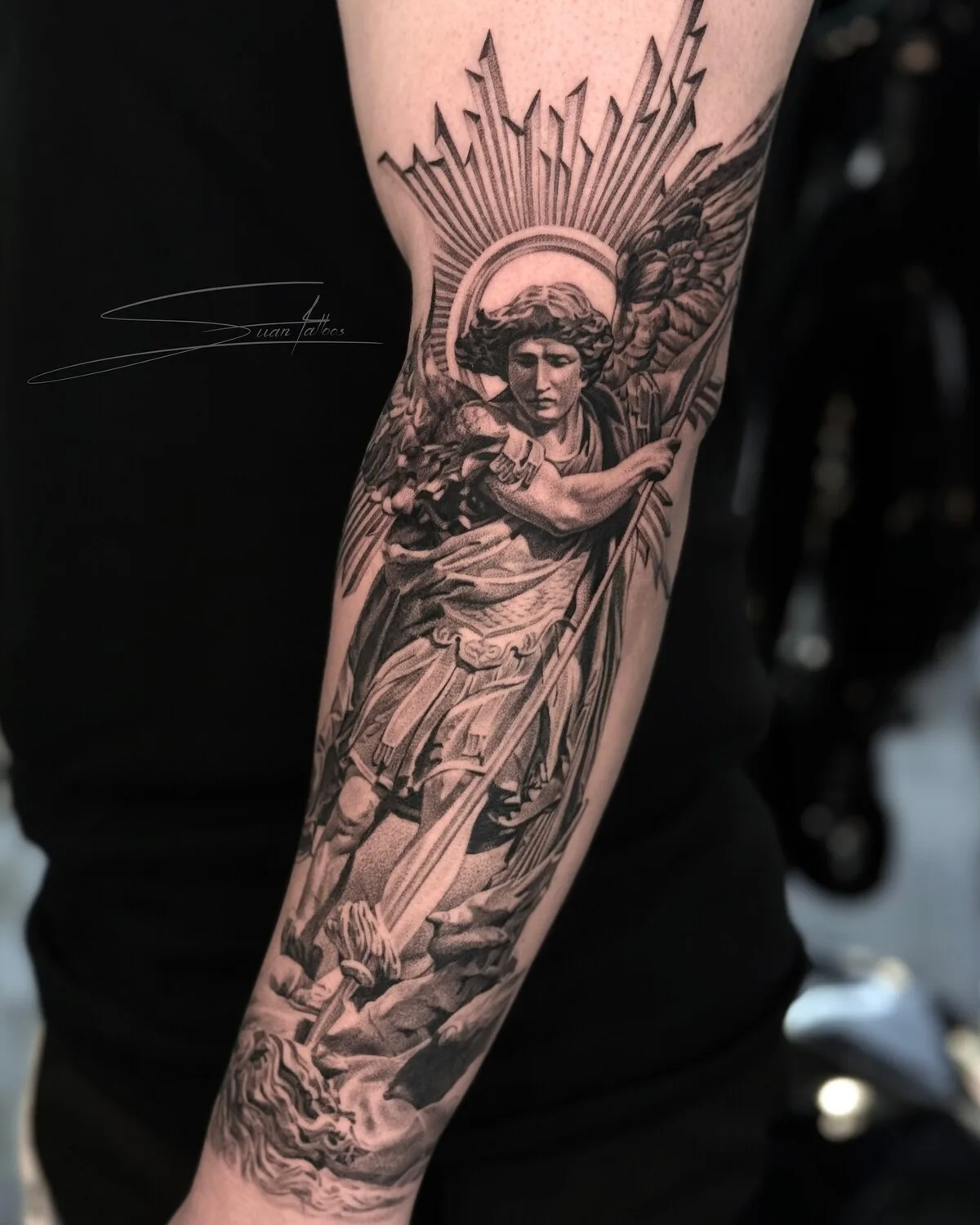 Aestética Renascentista em Tatuagens Realistas por Viacheslav Danh - image 7