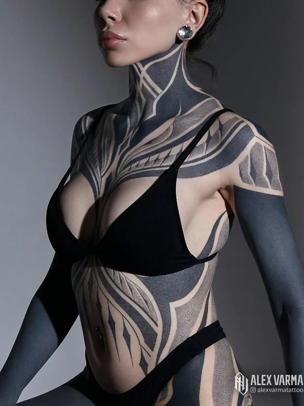 female black blackwork 타투 부위 bodysuit #94208 | 타투이스트 Алексей Варма