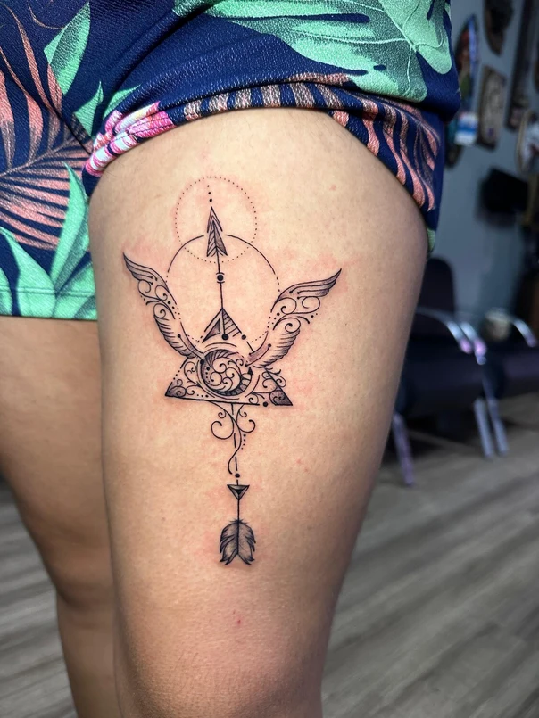 Linework Arrow, Wings tattoo on Thigh