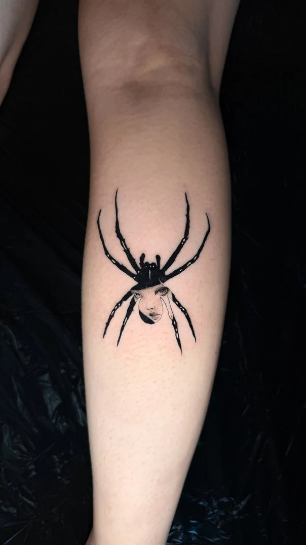 Blackwork Spider, Face tattoo on Calf