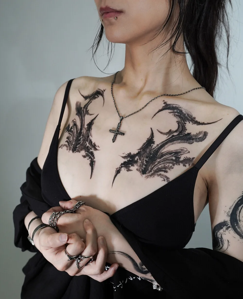 Sol 自由手绘纹身中的视觉诗篇 - image 3