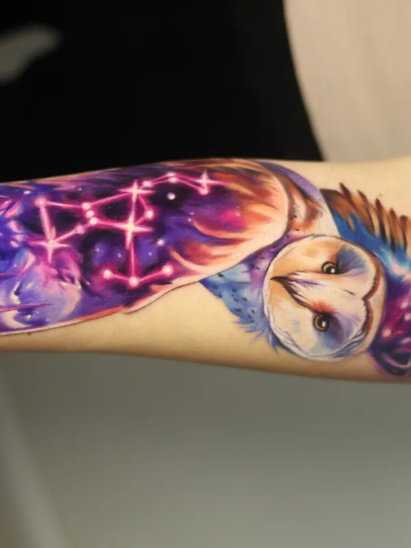 color illustrative tattoo auf forearm #95466 | Tätowierer Дарья Фараонова