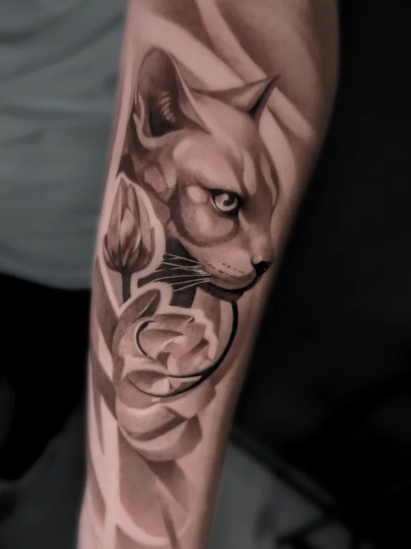 black and grey realism Tatuaggio su forearm #95492 | Tatuatore Konstantin Pilipenko