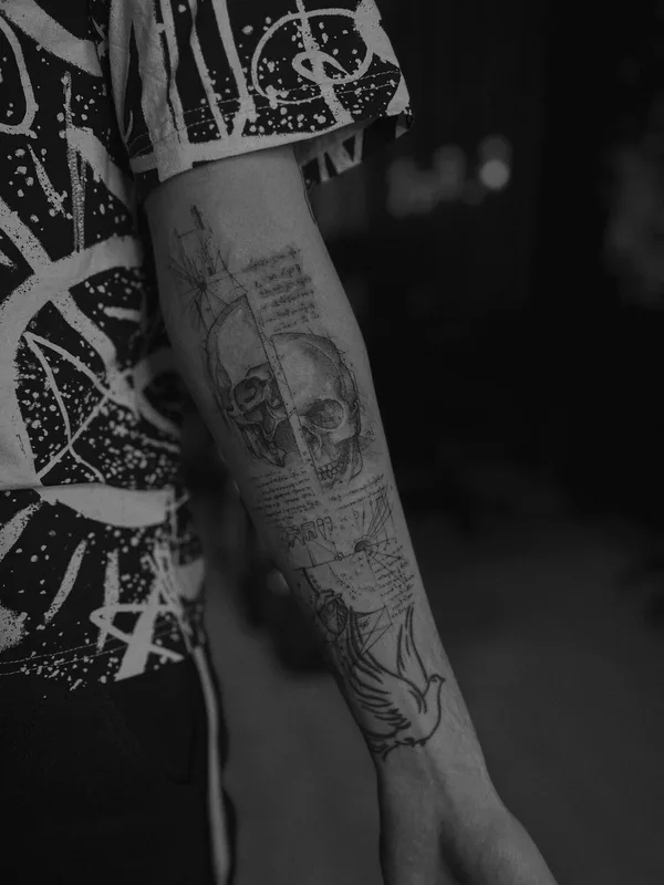 male black illustrative Tatuaggio su forearm #96858 | Tatuatore Дарья Салманова
