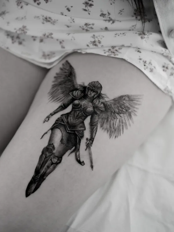 black and grey black and grey tattoo auf thigh #97225 | Tätowierer Felipe Abel