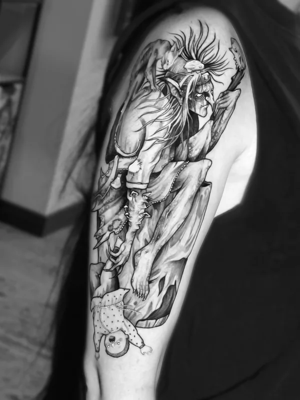 black and grey illustrative Tatuaggio su upper arm #98609 | Tatuatore Алексей Безукладников