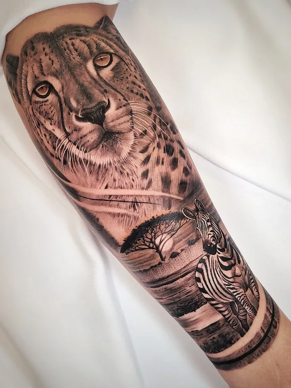 black and grey realism 纹身 在 forearm #99176 | 纹身师 Daniel Moreno