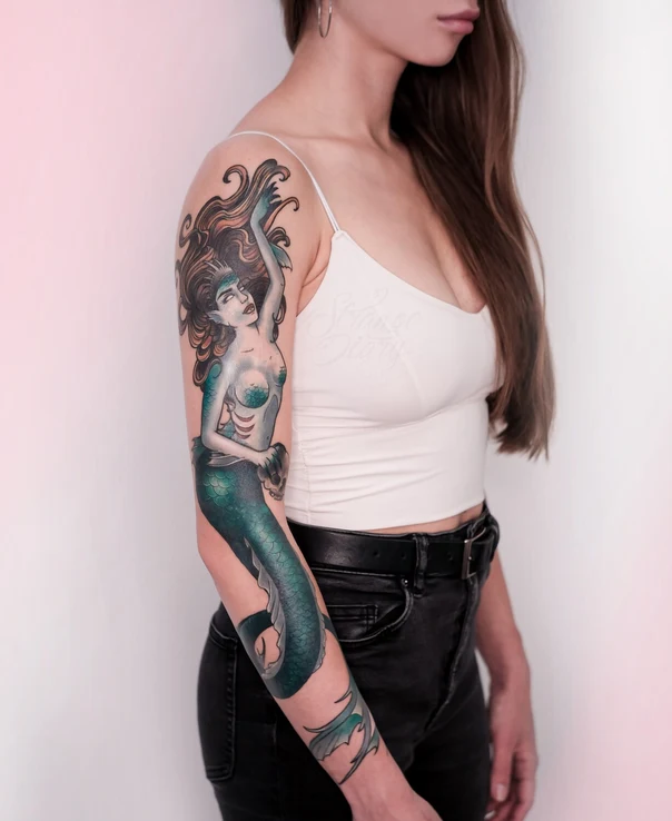 Neo-traditional Mermaid, Skull tattoo на Полный рукав
