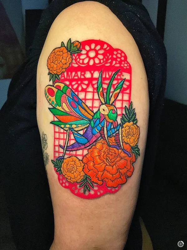 female color patch Tatuaggio su shoulder #102379 | Tatuatore Rafaela Herrera Art