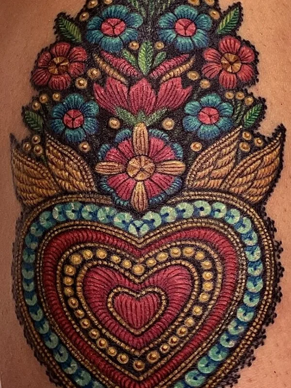 female color patch Tatuaggio su calf #102385 | Tatuatore Rafaela Herrera Art