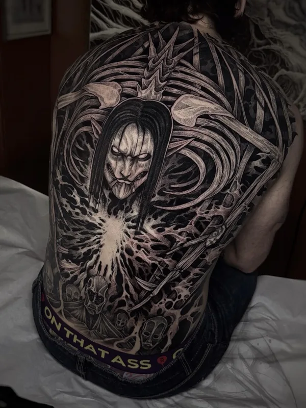 male color blackwork Tatuagem em back #103245 | Tatuador Julian Moth