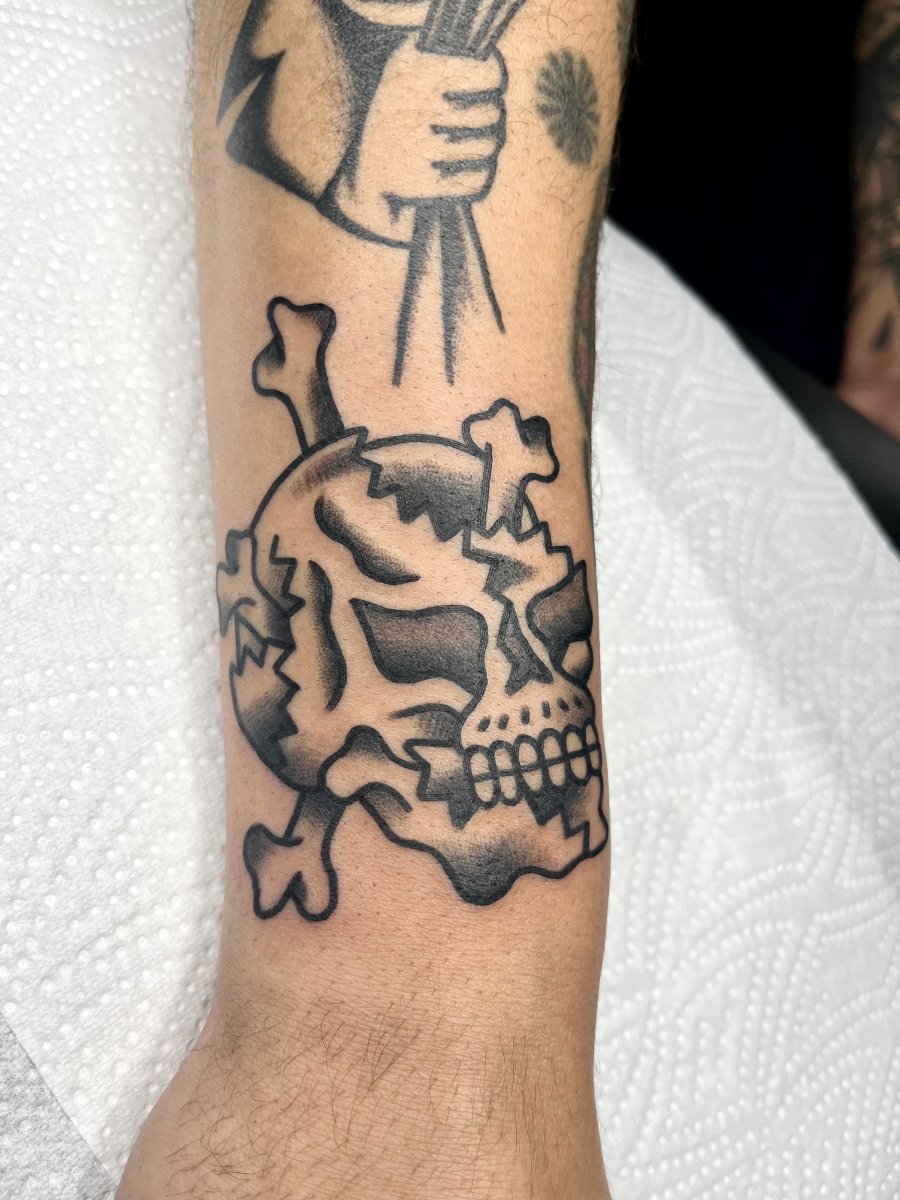 Цветная tattoo by Abra Tattoo