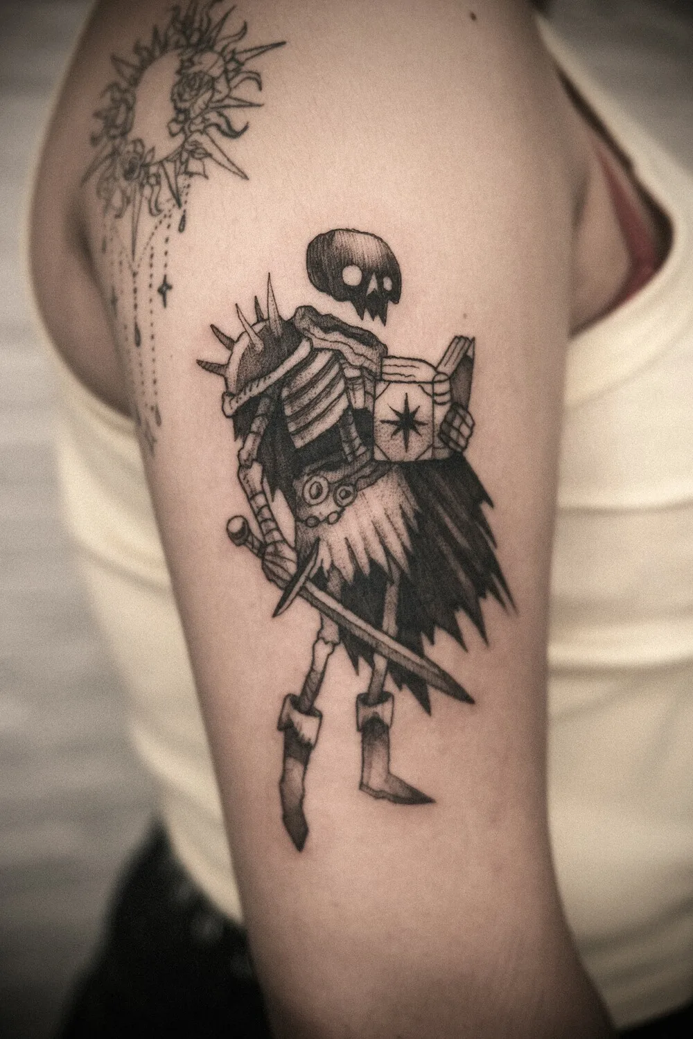 Sebastian Graves black tattoos
