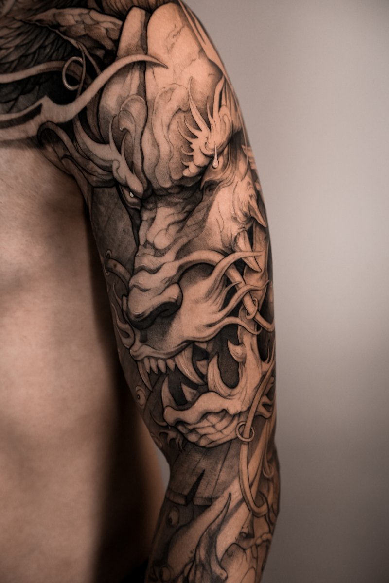 Блэкворк tattoo by Fikkity