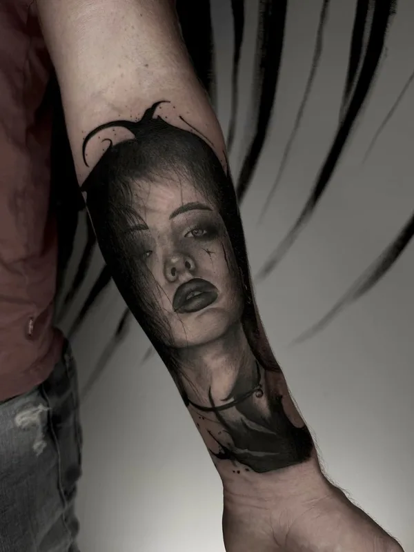 male black and grey realism tattoo auf forearm #130408 | Tätowierer Ilya Raukuts