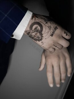 Microrealism tattoo