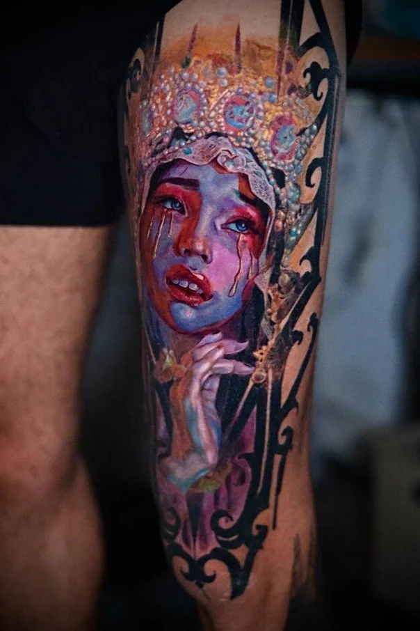 Реализм Portrait, Crown tattoo на Thigh