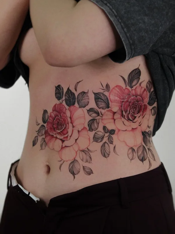 female color botaniс tattoo auf breast #94055 | Tätowierer Juliaavoo