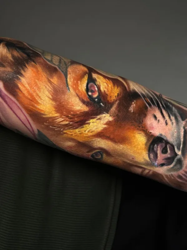 color realism tatuaje en forearm #95712 | Tatuador Алина Желтухина