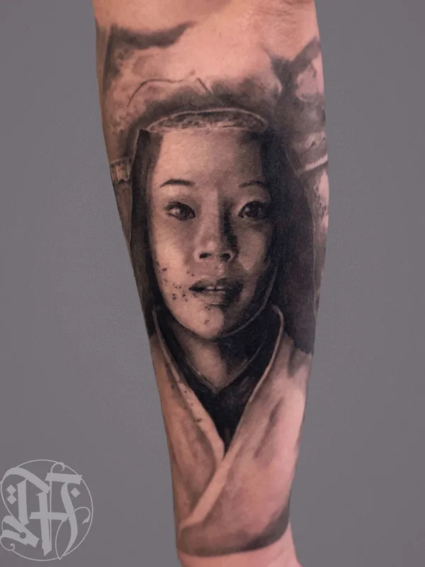 female black portrait 纹身 在 forearm #93461 | 纹身师 Саша Мезо